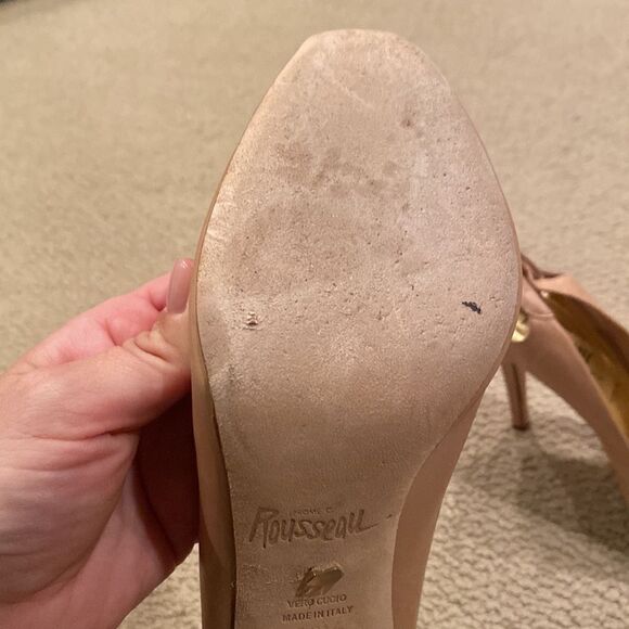 Jerome c. Rousseau 38.5 nude peep toe heels with bow back - Picture 4 of 6